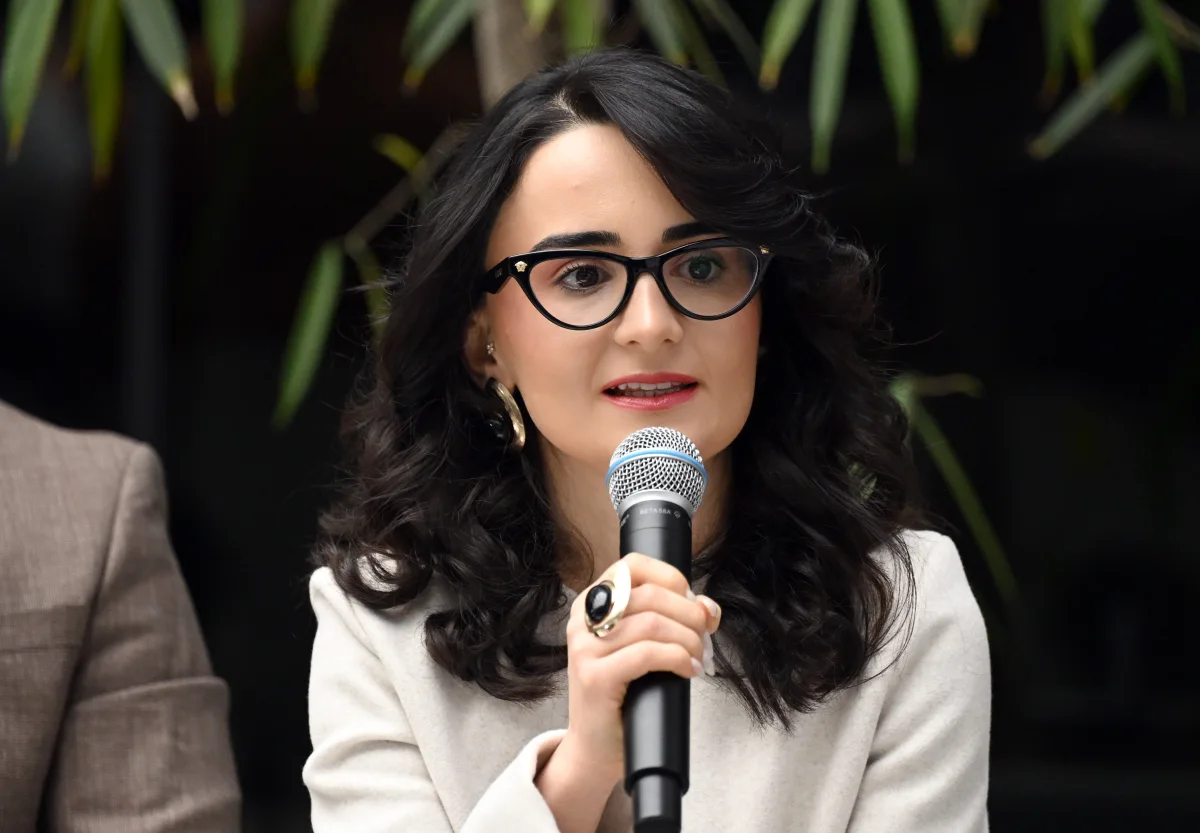 Nazir onlarla görüşdü