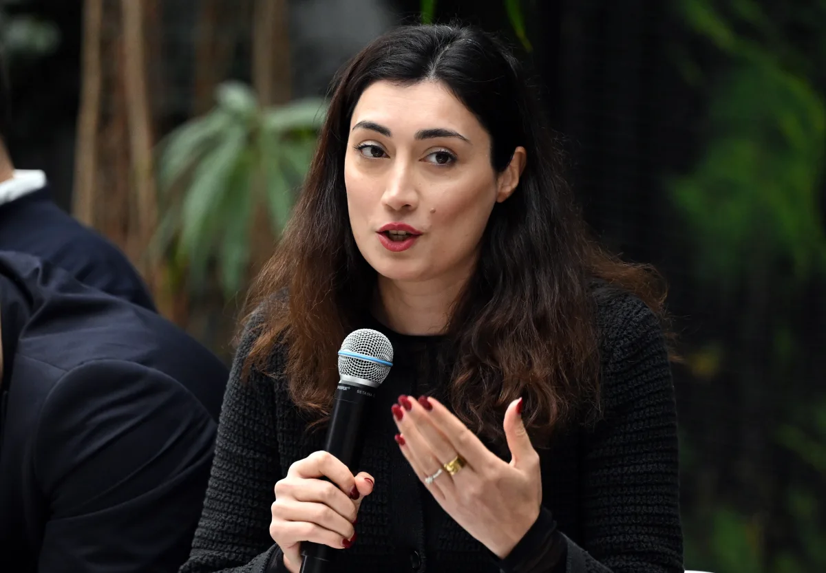 Nazir onlarla görüşdü