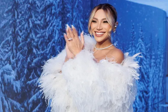 Röyadan daha bir akustik