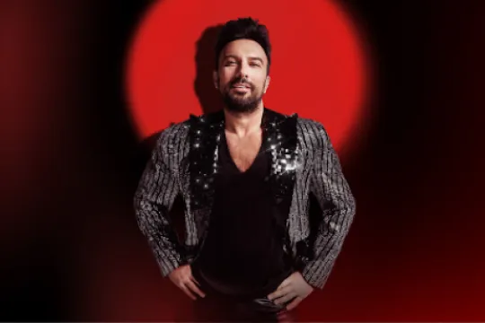 Tarkan konsertlərində yarım milyard qazandı!