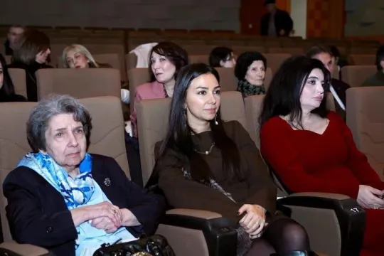 “Xatirələr sahilində” filminin nümayişi keçirilib