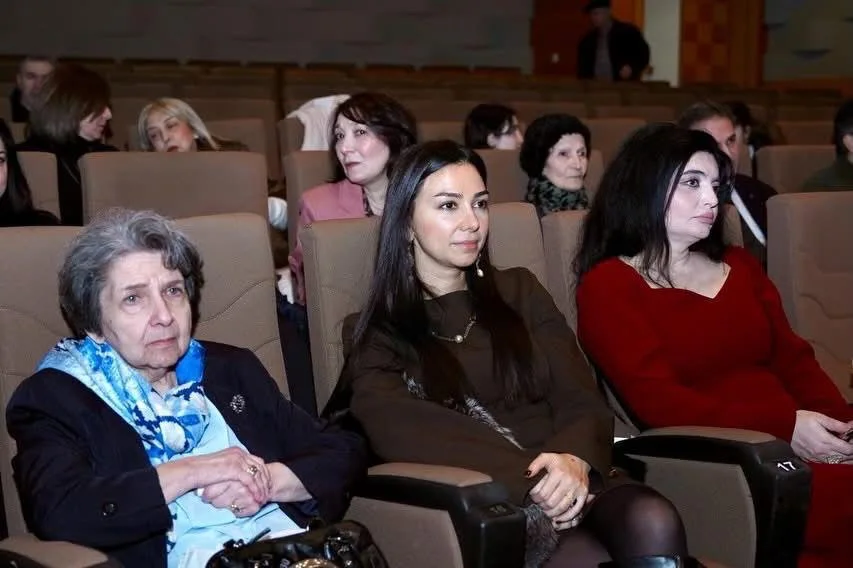 “Xatirələr sahilində” filminin nümayişi keçirilib