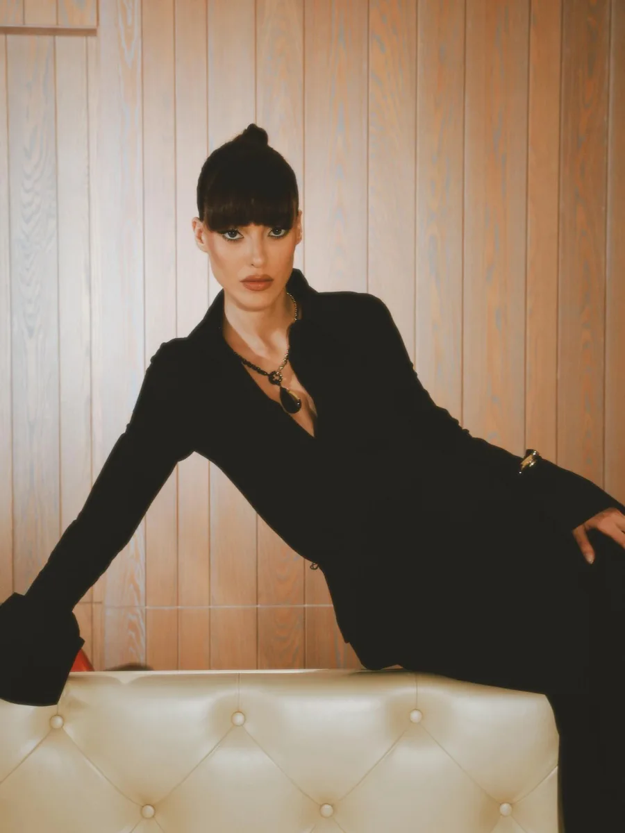 Dilan yenə görüntüsü ilə gündəmdədir