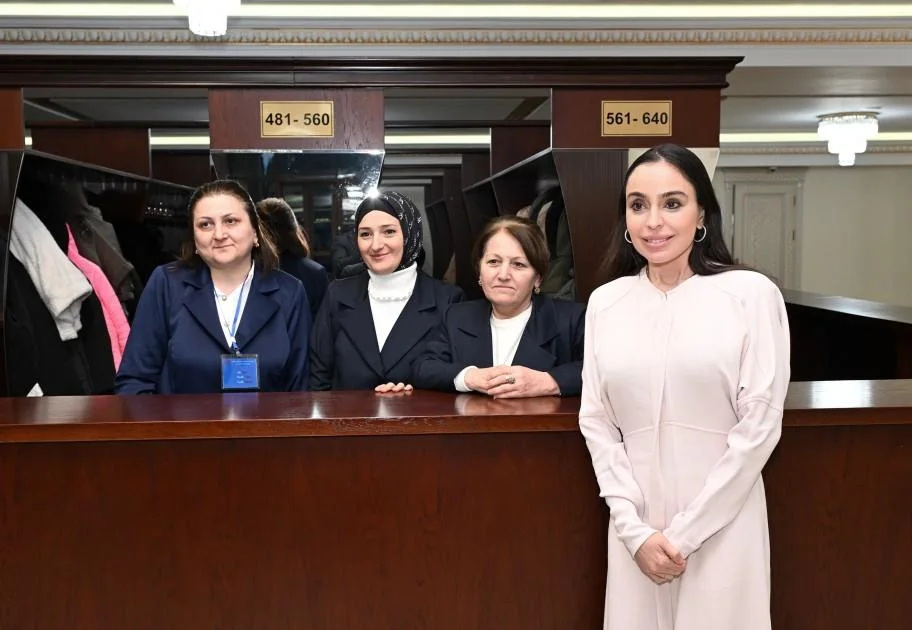 Leyla və Alena Əliyevalar premyerada - Fotolar