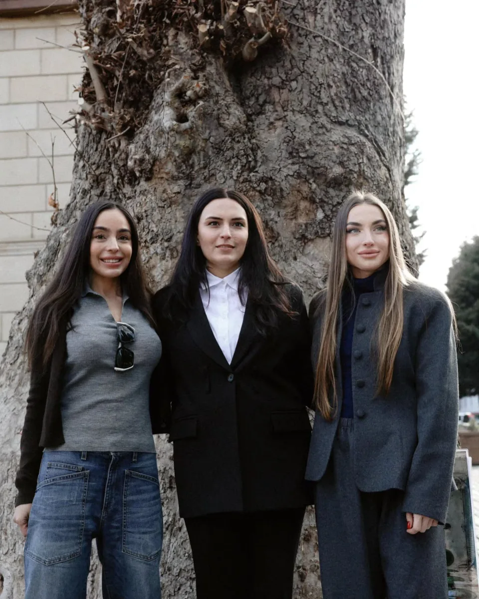 Leyla və Alyona Əliyevalar Göygöldə