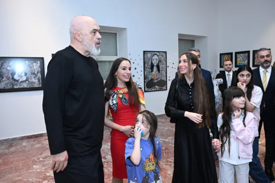 Leyla və Arzu Əliyevalar Tiranada sərgi açılışında - Fotolar