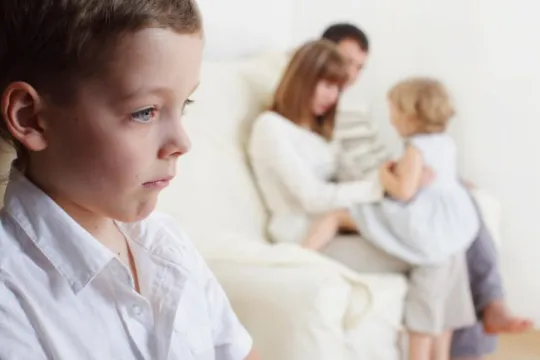 "Övladınızın harada və kiminlə vaxt keçirdiyini bilin"