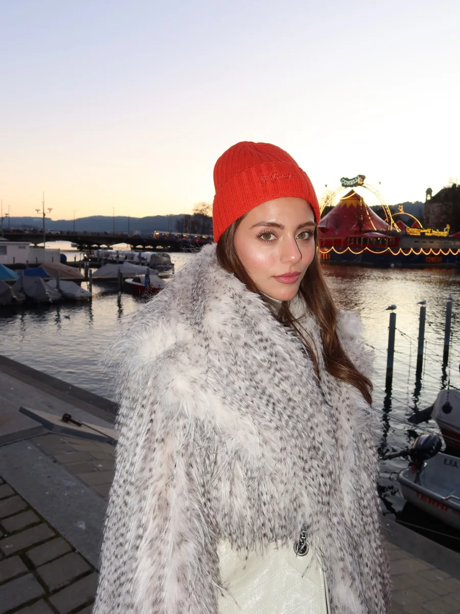 8 saata 15 milyon qazandı