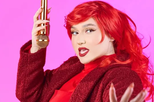 Nərmin elçilərinin sayını itirib, sevənlərinə səsləndi