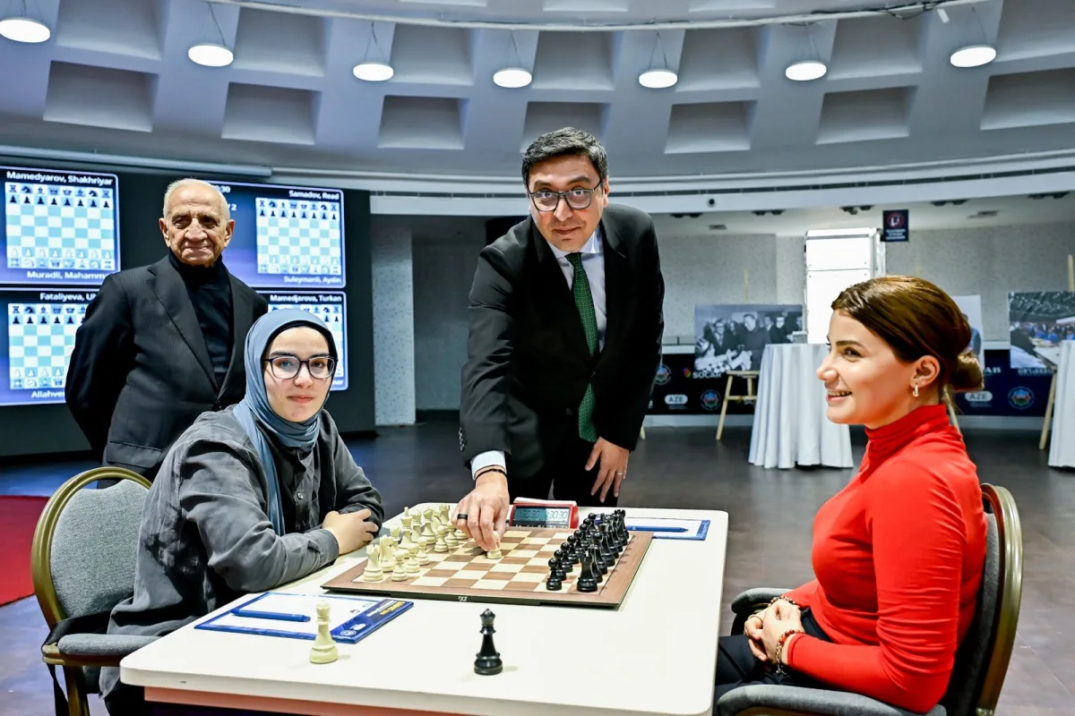 Şəhriyarı məğlub edib çempion oldu - Fotolar