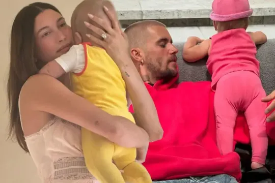 Oğlu Castinin bu mahnısını sevir