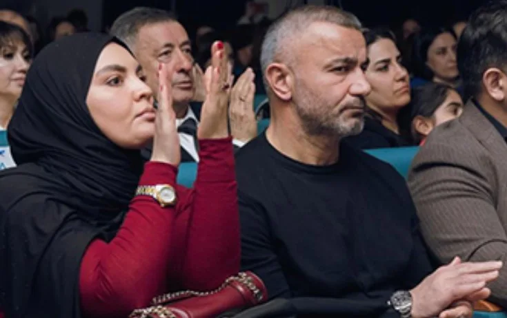 Qurban Qurbanov xanımı ilə…