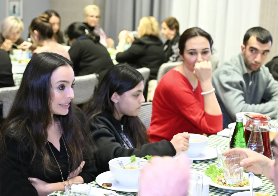 Leyla Əliyeva iftar məclisində - Fotolar