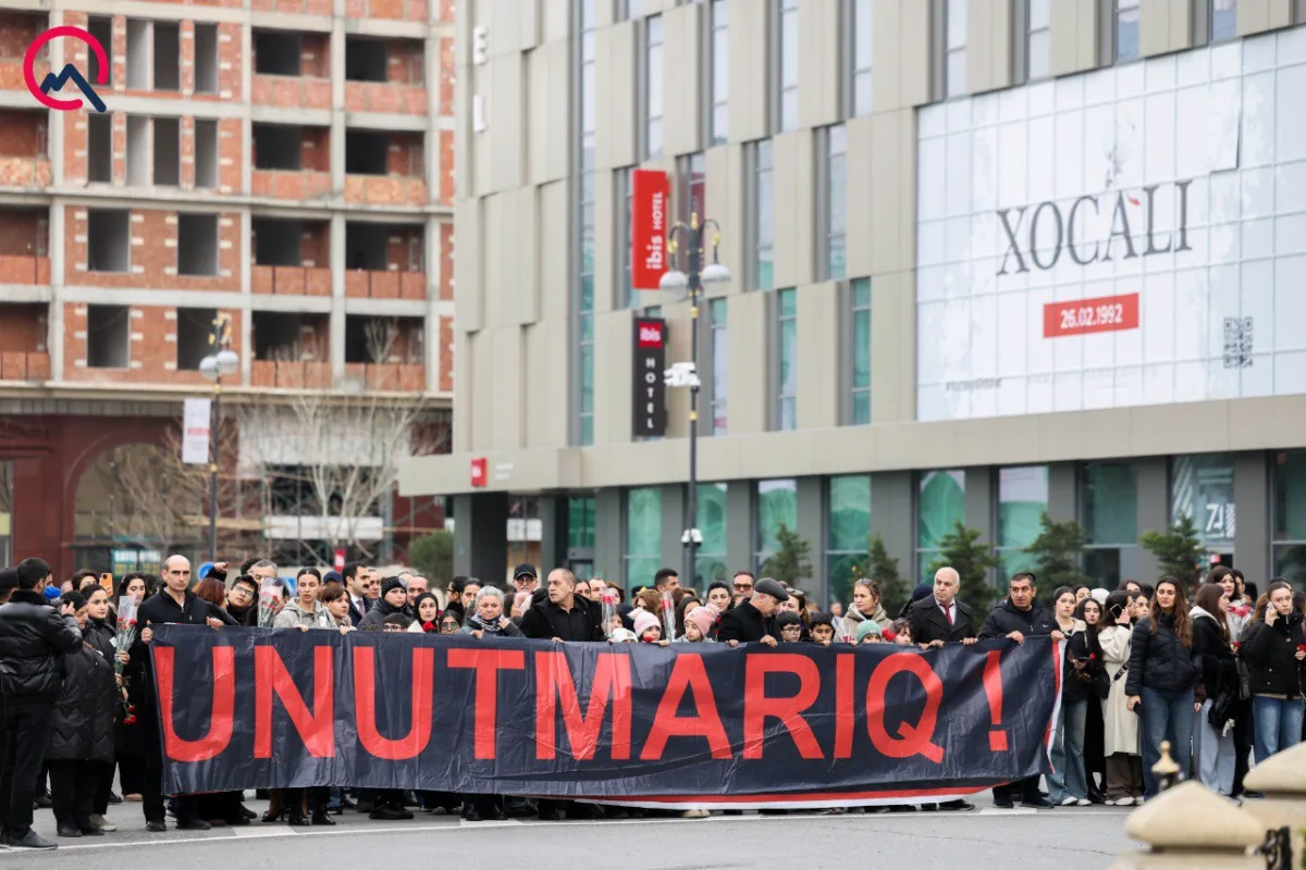 Xalq “Ana harayı”nın önündə - Fotolar