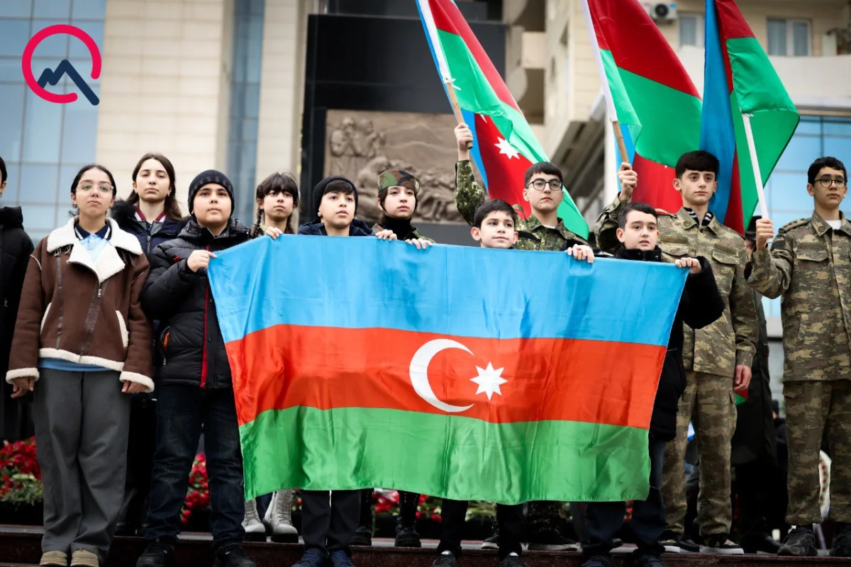 Xalq “Ana harayı”nın önündə - Fotolar