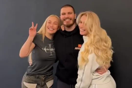 Rozayla Nura illər sonra bir arada!