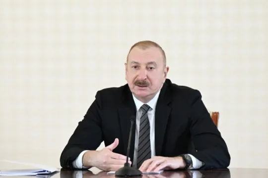 Prezidentdən sosial şəbəkələrlə bağlı - Sərəncam