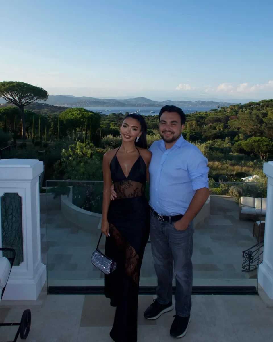 Leyla həyat yoldaşından ayrılır