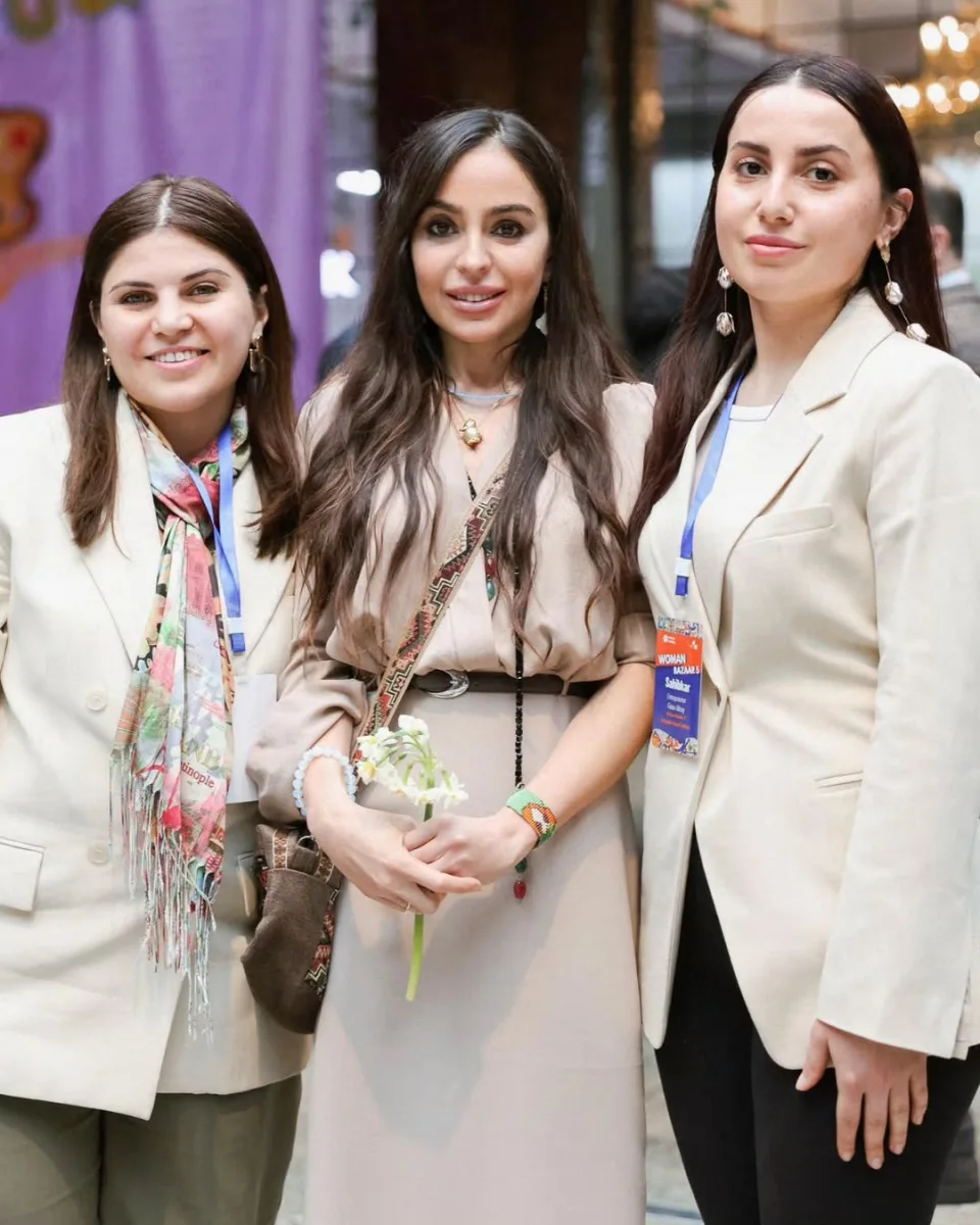 Prezidentin ailəsi qadın sahibkarlara belə dəstək oldu - Fotolar