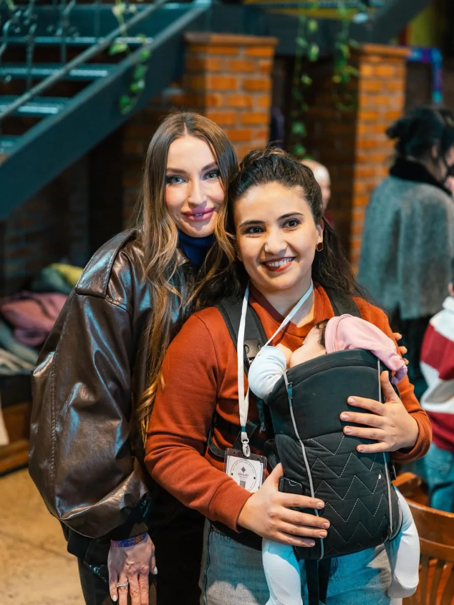 Prezidentin ailəsi qadın sahibkarlara belə dəstək oldu - Fotolar