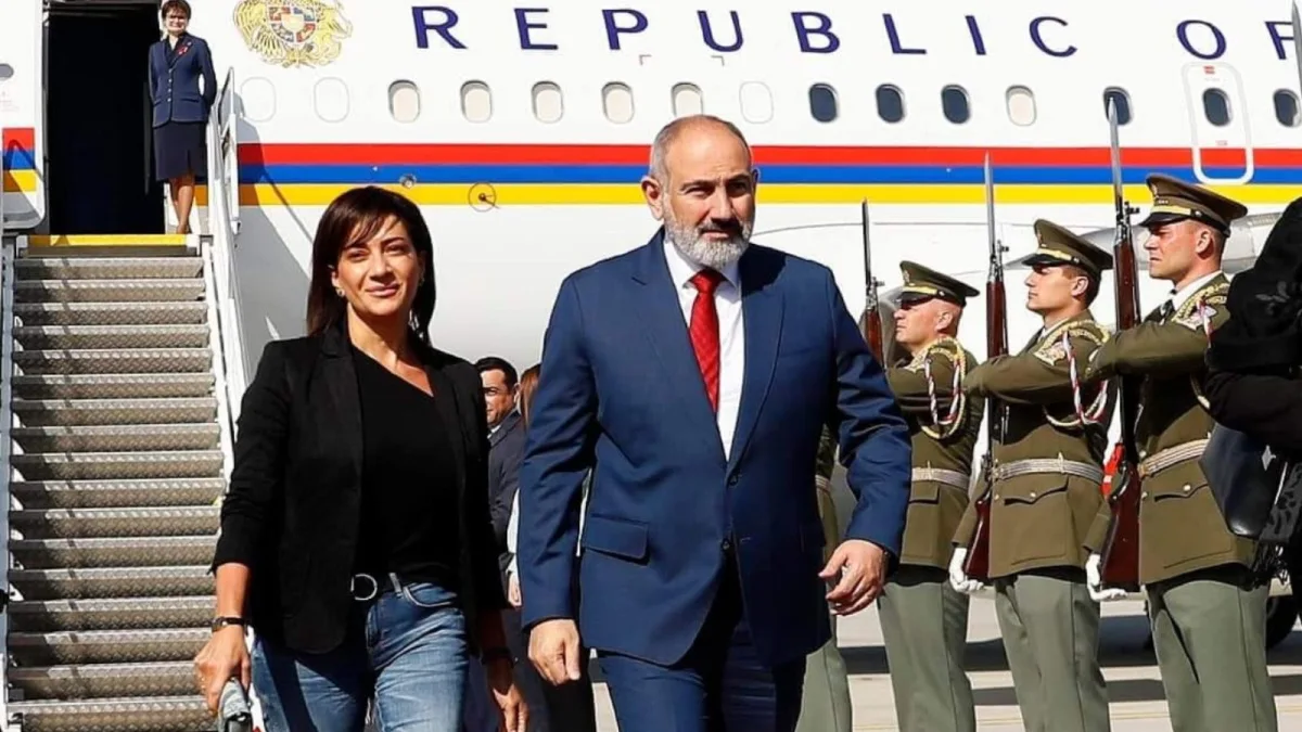 Paşinyanla Akopyan niyə ayrılıb?