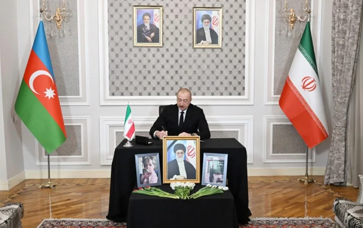 Prezident İran səfirliyinə gedib başsağlığı verdi - Fotolar