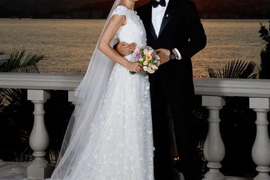 Aktrisa 12 illik evliliyini bitirir