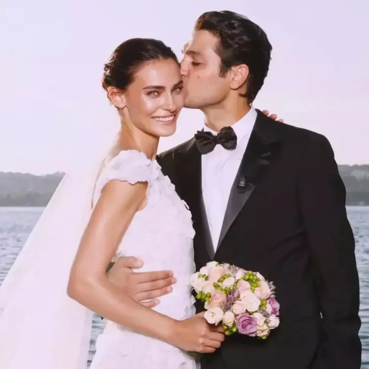 Aktrisa 12 illik evliliyini bitirir