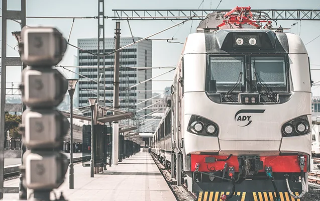 8 Martla bağlı qatarların hərəkət cədvəlində dəyişiklik olacaq