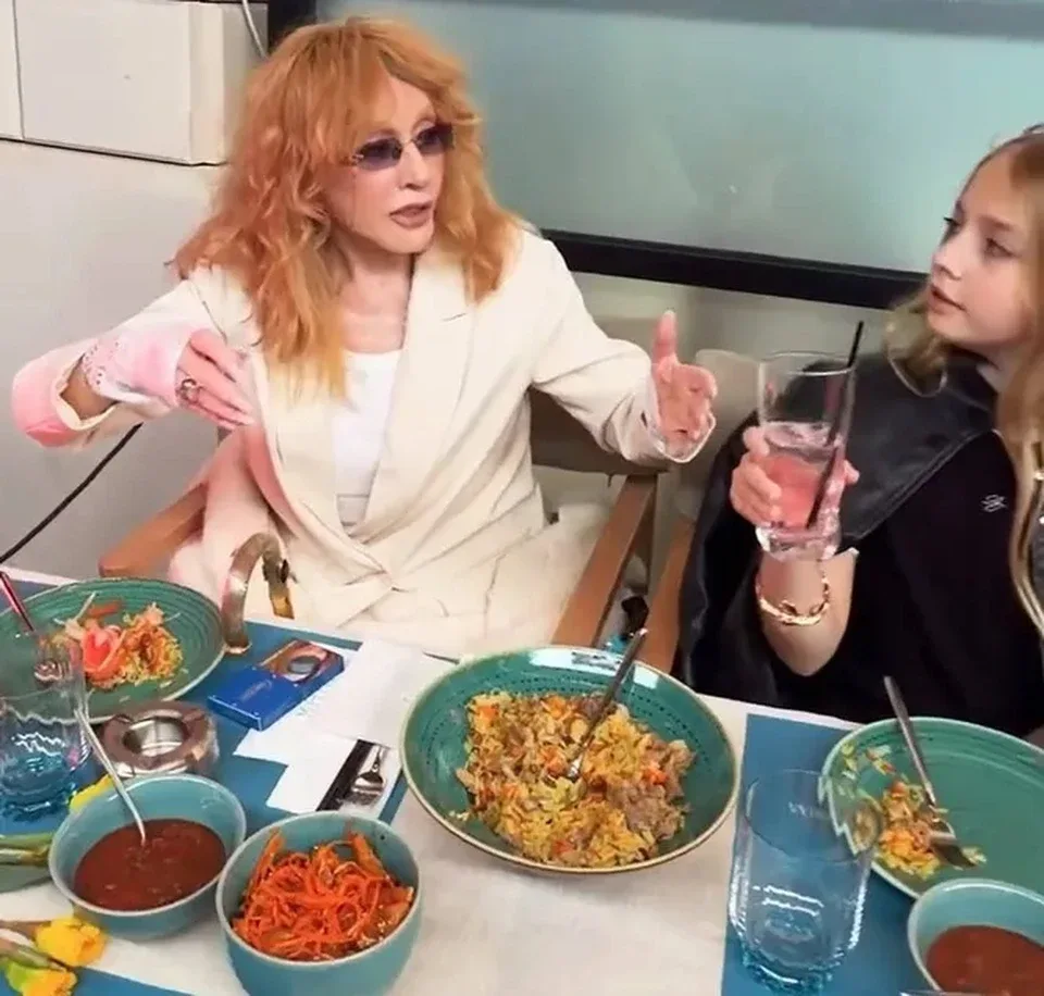 Qalkinlə Puqaçova arasında nə baş verir?