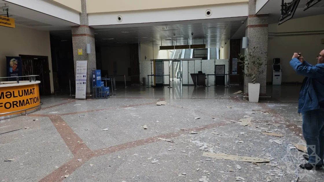 Vurulan Naxçıvan aeroportunun içindən - Video - Fotolar