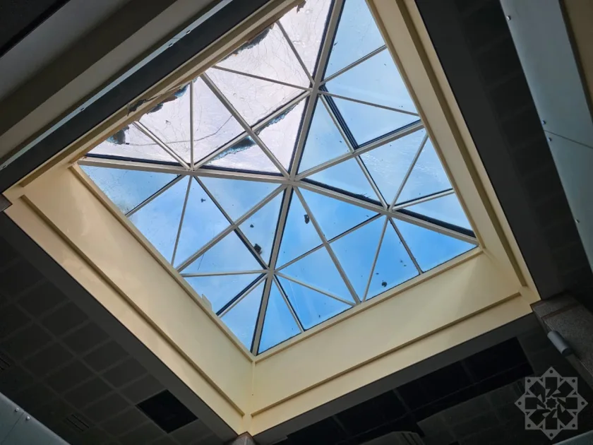 Vurulan Naxçıvan aeroportunun içindən - Video - Fotolar