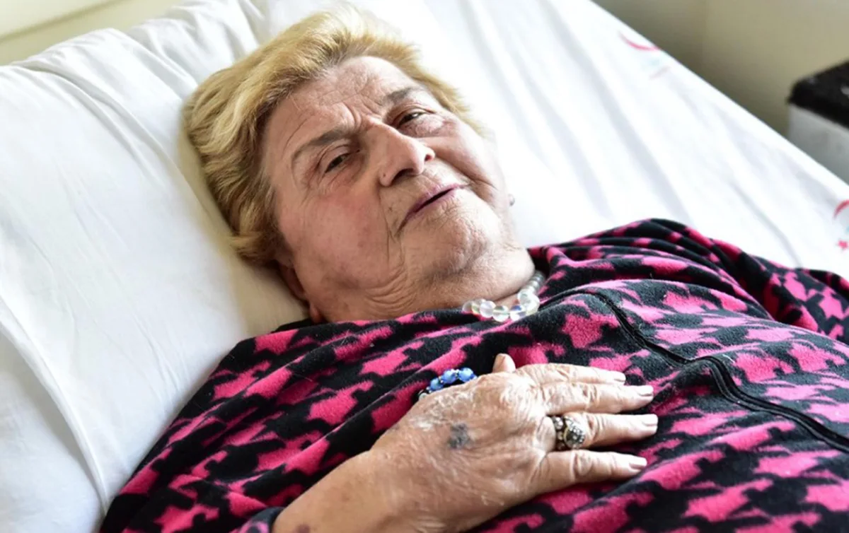 Yazdığı sözlər dillər əzbəridir - Türkiyəli şair vəfat etdi