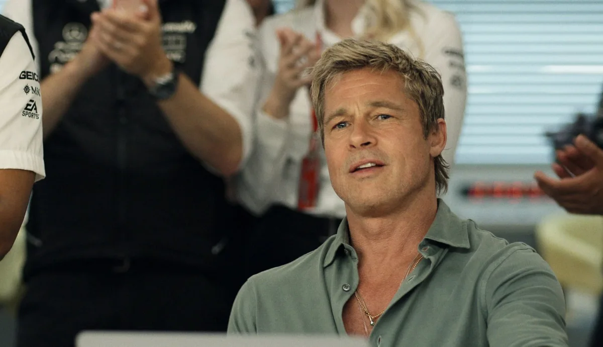 Plastik cərrah Bred Pittin gənc qalma sirrini açıqladı