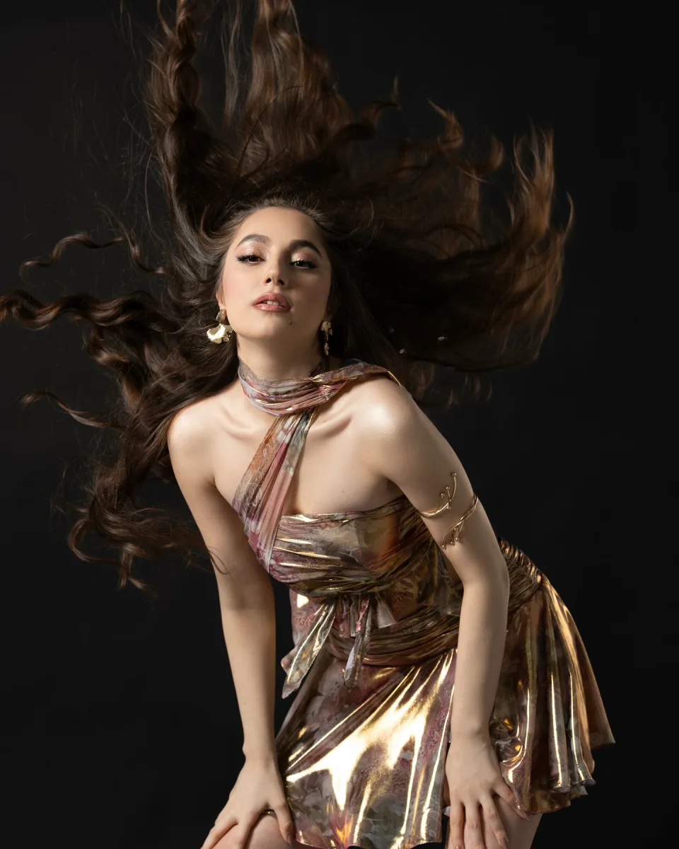 Avroviziya təmsilçimiz başqa iştirakçı imiş?