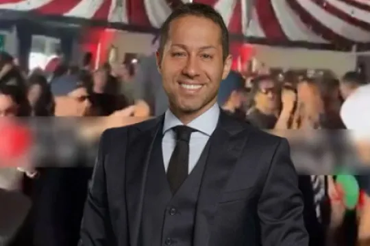 Bu məşhurlar Garipoğlunun partilərinə gedirlərmiş…