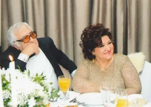 “Gələn il “dəmir toy” etməyi düşünürük” - Yazıçı Anar