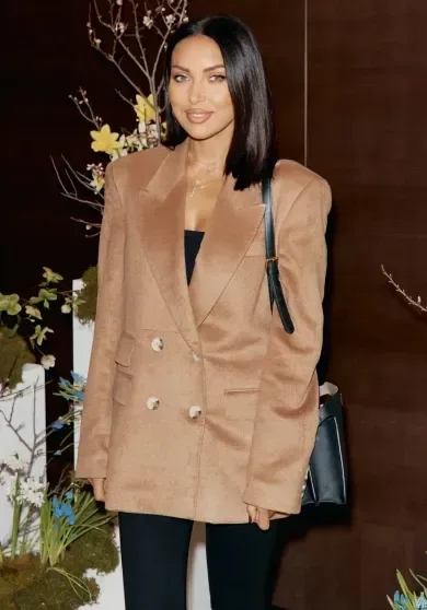 Alsu imicini dəyişdi