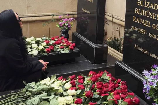 “İkiniz də məni tək qoydunuz”