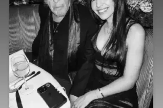 85 yaşlı Al Paçino 32 yaşlı keçmiş sevgilisi ilə barışır?