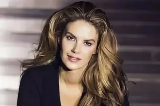 Tülin Şahinin sinəsində şiş aşkarlandı