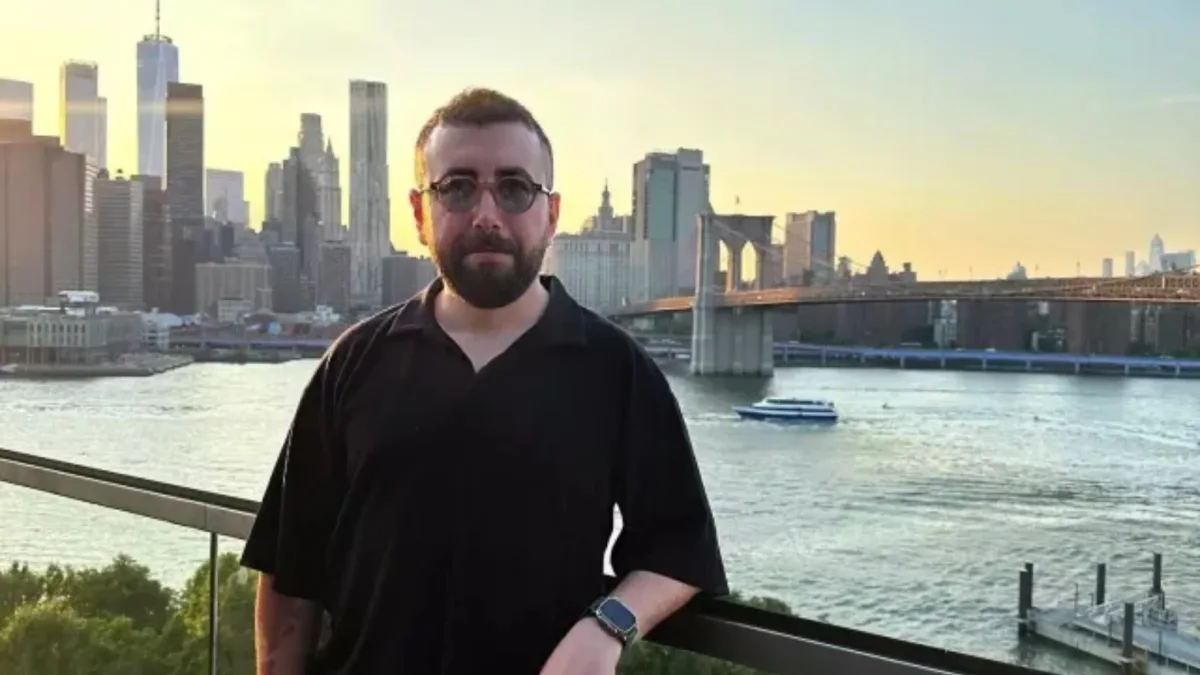 Müşviq Quluzadə bu məşhur aktyorla razılaşma imzaladı