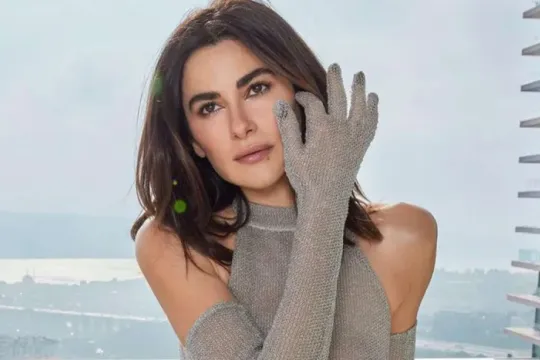 Nəsrinin “oğlu” o oldu