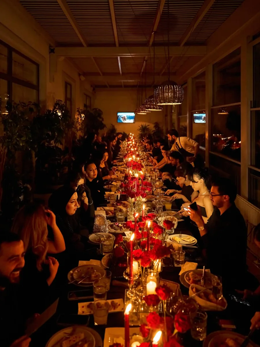 Aynişanın ad günündən yeni görüntülər