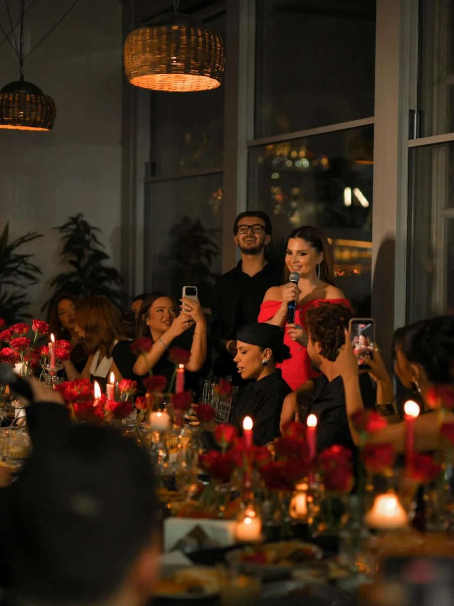 Aynişanın ad günündən yeni görüntülər