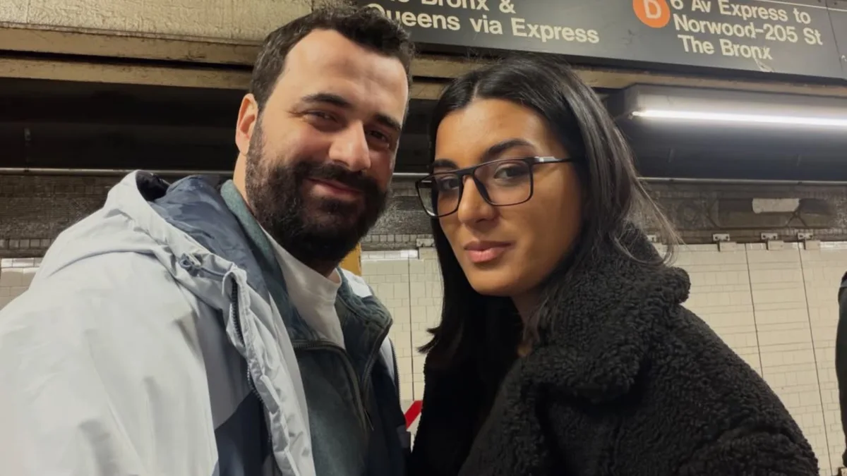 Orxan xanımı ilə Amerikaya yollandı