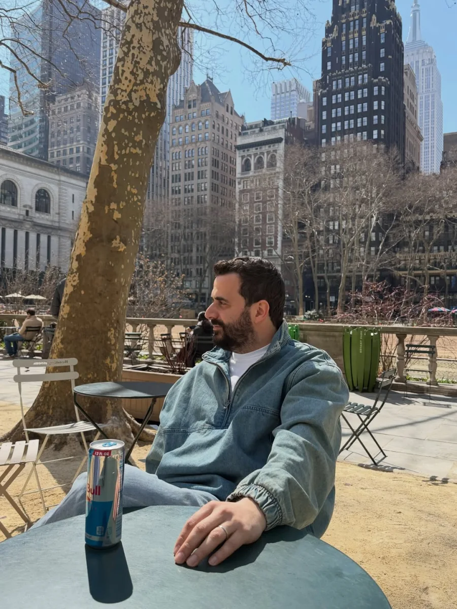 Orxan xanımı ilə Amerikaya yollandı