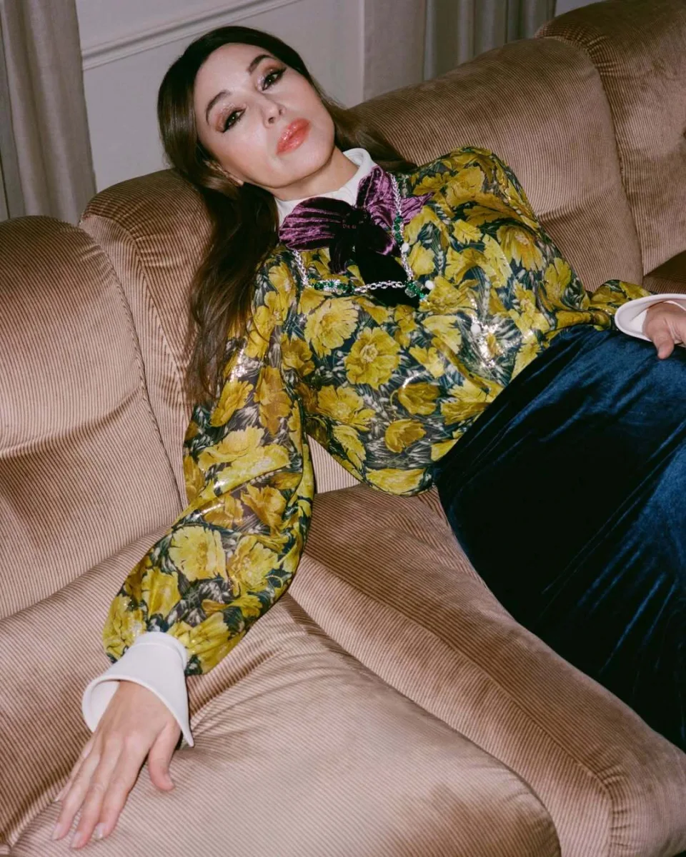 Monika Belluçi kiçik qızı ilə…