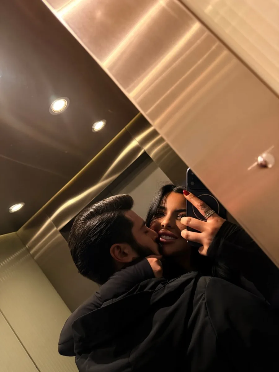 Nagehan sevgilisi ilə paylaşım etdi