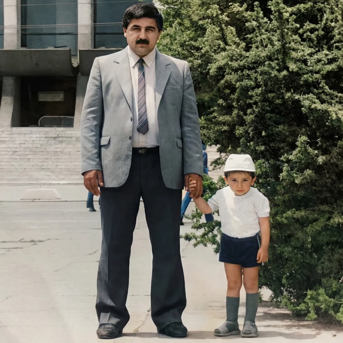 İlkindən atasına yubiley təbriki